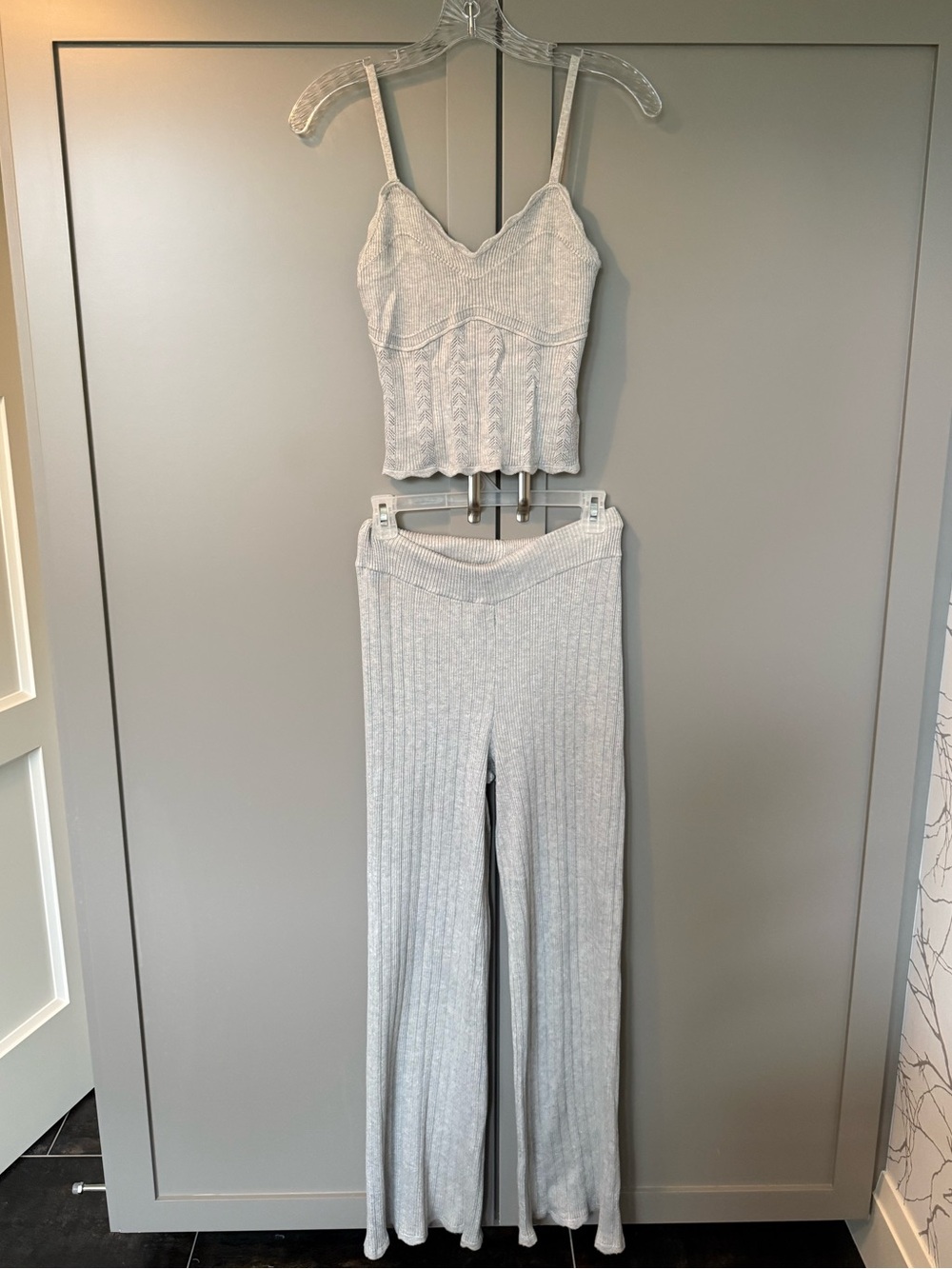 Women’s Gray Ribbed Knit Matching Set: Wide-Leg Pants & Tank Top, Size Small